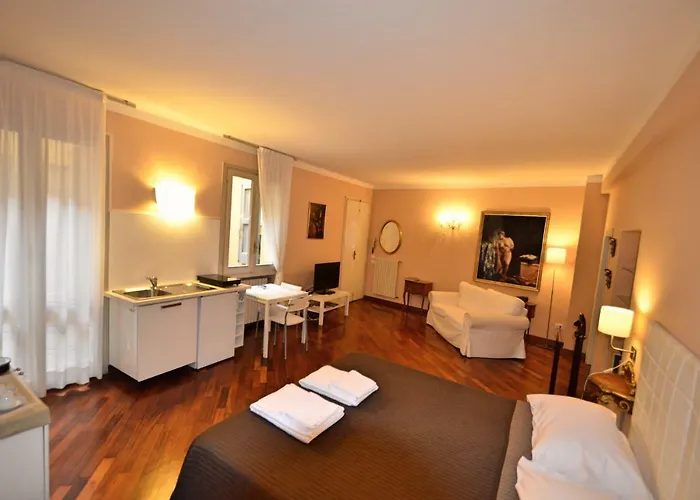 Pratello Guest house 4*